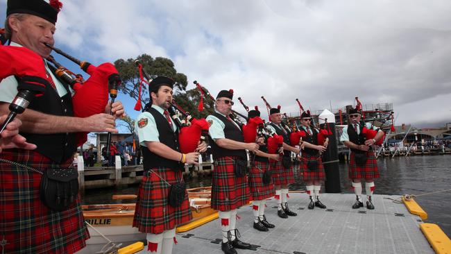 Enjoying the day at the Seafarers Festival at the Bellerive Boardwalk. Picture: MATT THOMPSON