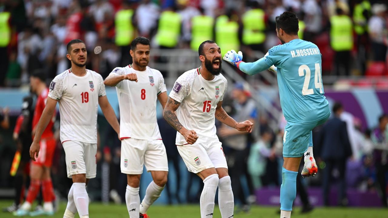 Iran's Ali Gholizadeh's goal overturned by offside call, 2022 FIFA World  Cup