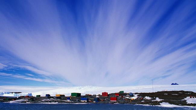 The Antarctic plateau behind Australia’s Mawson base. Picture: Colin Blobel