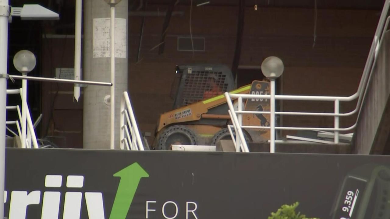 Bulldozers move on site as Allianz Stadium standoff intensifies