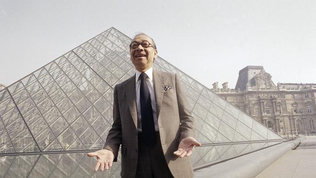 I M Pei in front of the Louvre glass pyramid in 1989. Picture: AP