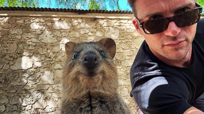 Hollywood star Scott Eastwood jetted into Perth this week and made his way to Rottnest Island where he captured a special moment with a quokka.