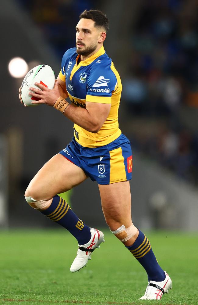 GOLD COAST, AUSTRALIA - JULY 13: Ryan Matterson of the Eels runs the ball during the round 19 NRL match between Gold Coast Titans and Parramatta Eels at Cbus Super Stadium, on July 13, 2024, in Gold Coast, Australia. (Photo by Chris Hyde/Getty Images)