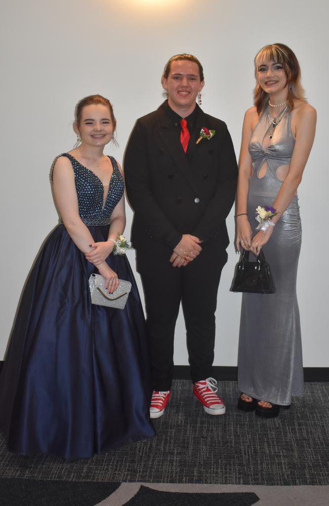 Olivia Smith, Alex Free and Kelsey Hayward at the 2022 Nambour State College formal. Picture: Eddie Franklin