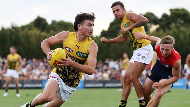 Richmond youngster Steely Green on the burst. Picture: Michael Klein