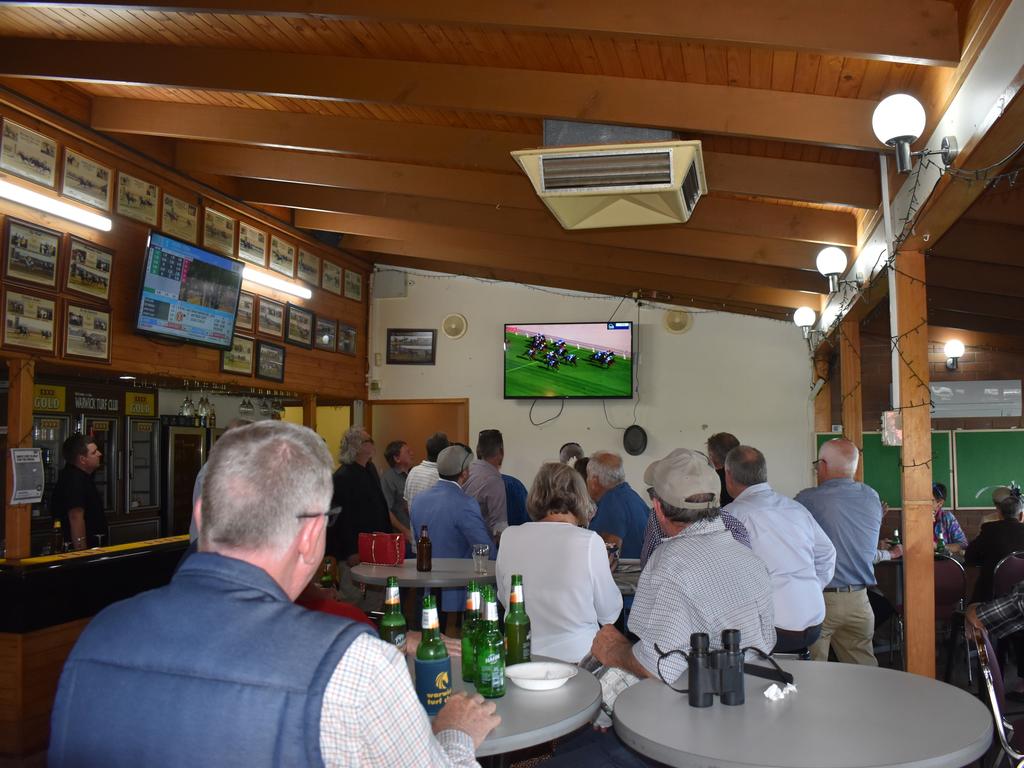 Friends of the Turf Club in the Member's Lounge preparing for the main event, the Warwick Cup Open (Photo: Michael Hudson/ Warwick Daily News)