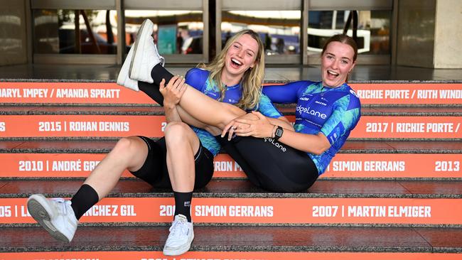 Keely Bennett and Lillee Pollock of Australia and Team Bridgelane. Picture: Tim de Waele