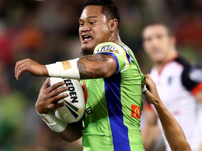 CANBERRA, AUSTRALIA - APRIL 15:  Joseph Leilua of the Raiders is tackled during the round seven NRL match between the Canberra Raiders and the New Zealand Warriors at GIO Stadium on April 15, 2017 in Canberra, Australia.  (Photo by Cameron Spencer/Getty Images)