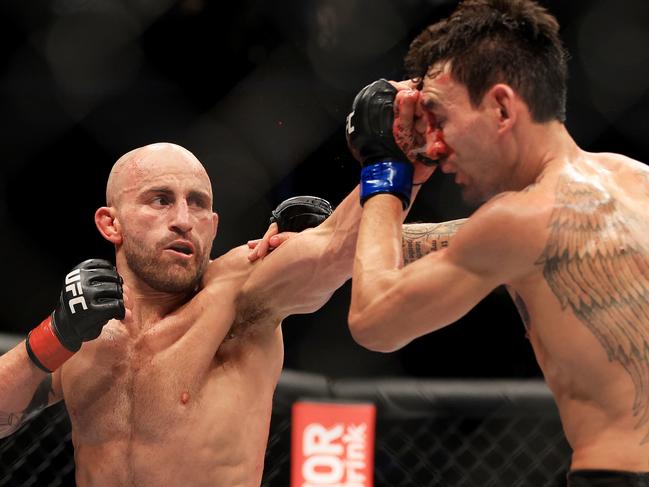 ‘I’ll fight October’: Volkanovski’s shock ‘champ champ’ push