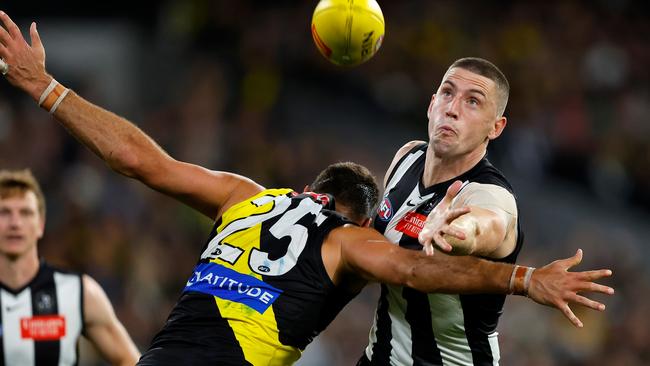 Darcy Cameron of the Magpies (Photo by Dylan Burns/AFL Photos via Getty Images)