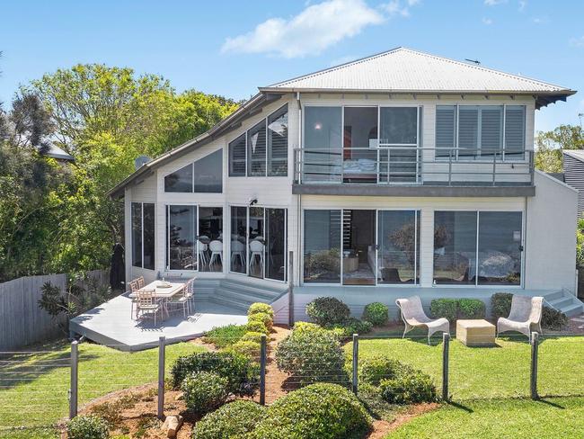 Anthony Albanese is spending a whopping $4.3million home on a cliff top home on NSW’ Central Coast. Contracts for the Copacabana property were exchanged in September, and settlement is due to happen by the end of this month. The Prime Minister bought the multi-story ocean view house with his fiancee Jodie Haydon, whose family is from the region.( 189 Del Monte Place, Copacabana, NSW 2251) . Picture: Realestate.com.au