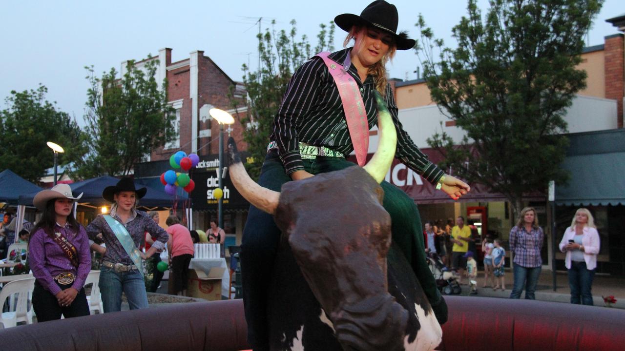 <p>Miss Appearance Amy Mehrgan showing what she could do on the Bucking Bull at the Mardi Gras on Friday night. Photo: Erin Smith / Warwick Daily News</p>