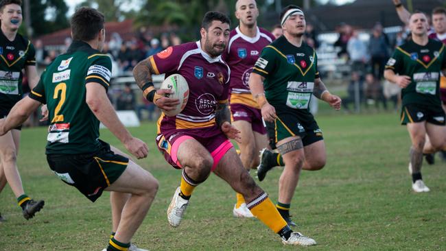 James Ralphs side stepping the defence. Picture: Thomas Lisson