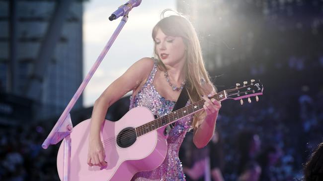 Taylor Swift performs onstage in Chicago, Illinois, earlier this month. (Photo by Natasha Moustache/TAS23/Getty Images for TAS Rights Management )