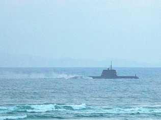 Mystery sub spotted 100m off Coast beach