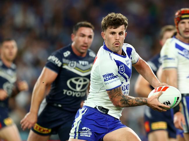 The Bulldogs have a handful of regular starters off-contract, including halfback Toby Sexton. Picture: Getty Images