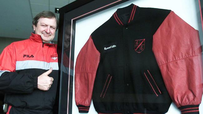 Sheedy with the jacket in 2000.