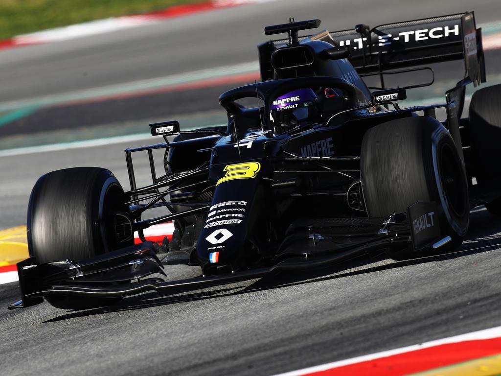 Daniel Ricciardo driving the Renault Sport Formula One Team RS20 during day three of F1 Winter Testing