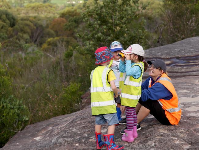 Schols need to strike a balance between indoor and outdoor learning.