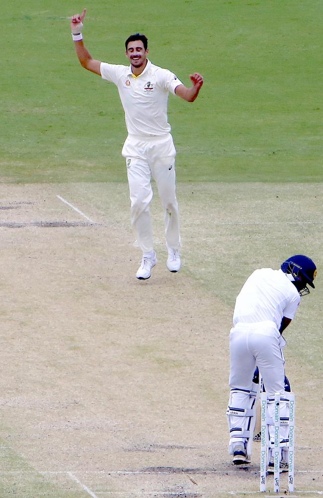 Australia’s attack need to target the stumps more in England. (AAP Image/David Gray) 