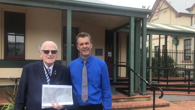 Dr Fred Nile and South Ballina man David Felsch outside court.