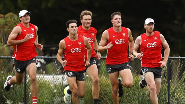 Logan McDonald, Sam Wicks, Will Gould, Hayden McLean and Aaron Francis put in the hard yards. Picture: Phil Hillyard