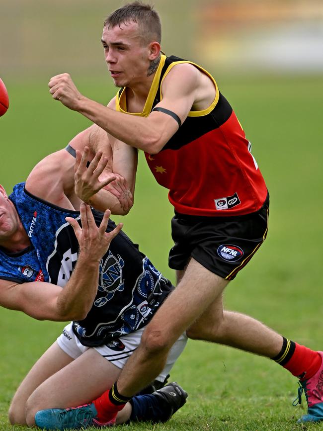 Taj Proctor fires off a handball for Fitzroy Stars. Picture: Andy Brownbill