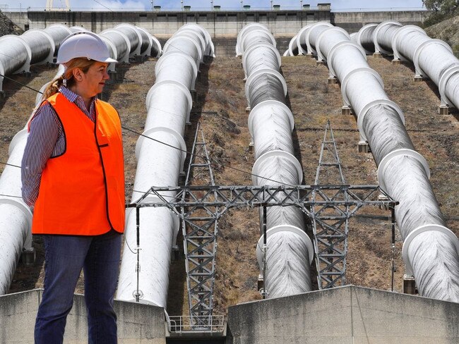 Queensland will have world's biggest pumped hydroelectric power plant.