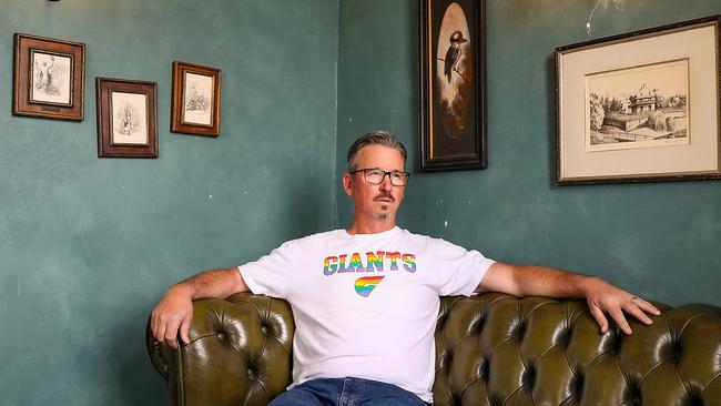 Former Australian test cricketer Gavin Robertson at The Esplanade Hotel in St Kilda. Picture: Ian Currie