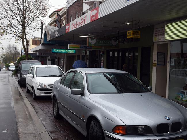 A loading zone on Willoughby Road.