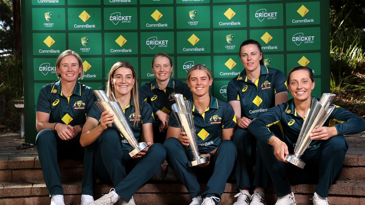 Beth Mooney, Annabel Sutherland, Alyssa Healy, Phoebe Litchfield, Tahlia McGrath and Ashleigh Gardner are part of the Australian squad looking for a fourth consecutive T20 World Cup. Picture: Brendon Thorne/Getty Images for Cricket Australia