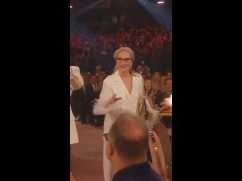 Meryl Streep leaves Grammys crowd in shock