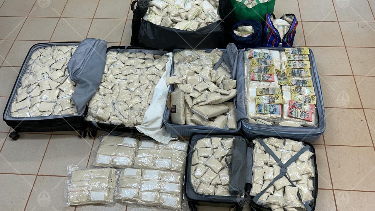 Kilos of kava and cash confiscated by cops