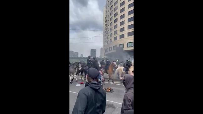 Chaos in Melbourne as Clashes Between Police and Protesters Turn ...