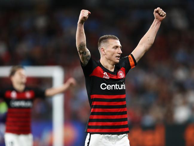 Mitchell Duke of the Wanderers celebrates at full time during the Round 3 A-League match between the Western Sydney Wanderers and the Sydney FC at Bankwest Stadium in Sydney, Saturday, October 26, 2019. (AAP Image/Brendon Thorne) NO ARCHIVING, EDITORIAL USE ONLY