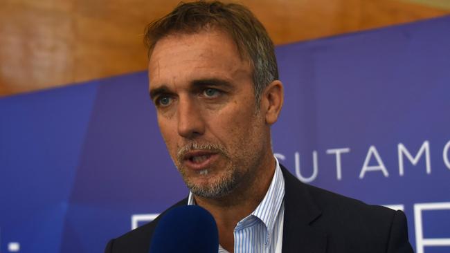 Gabriel Batistuta's proposed Adelaide United coaching ...