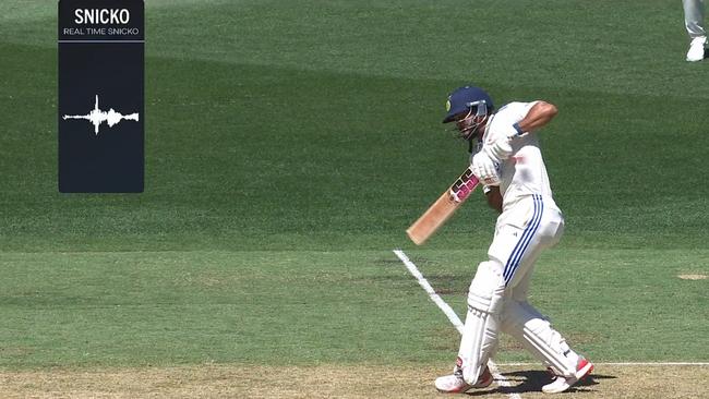 The ball clearly brushed the gloves. Photo: Fox Sports