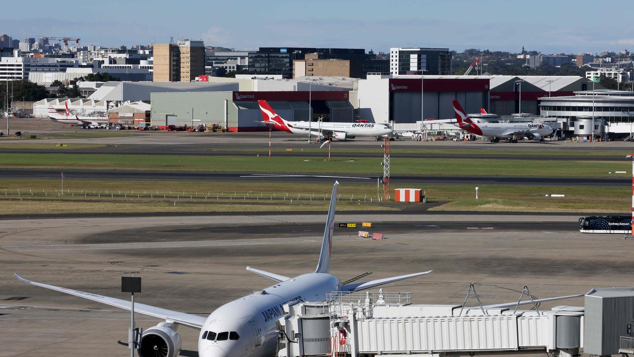 Sydney Airport Flight Delay: Strong Winds Force Airport To Close ...