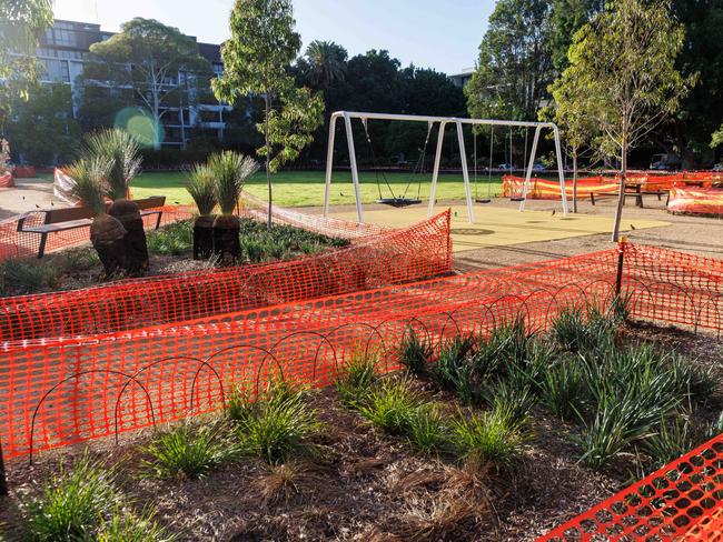 A report by the Chief Scientist has recommended a major change to how asbestos-tainted waste is treated. Picture: David Swift