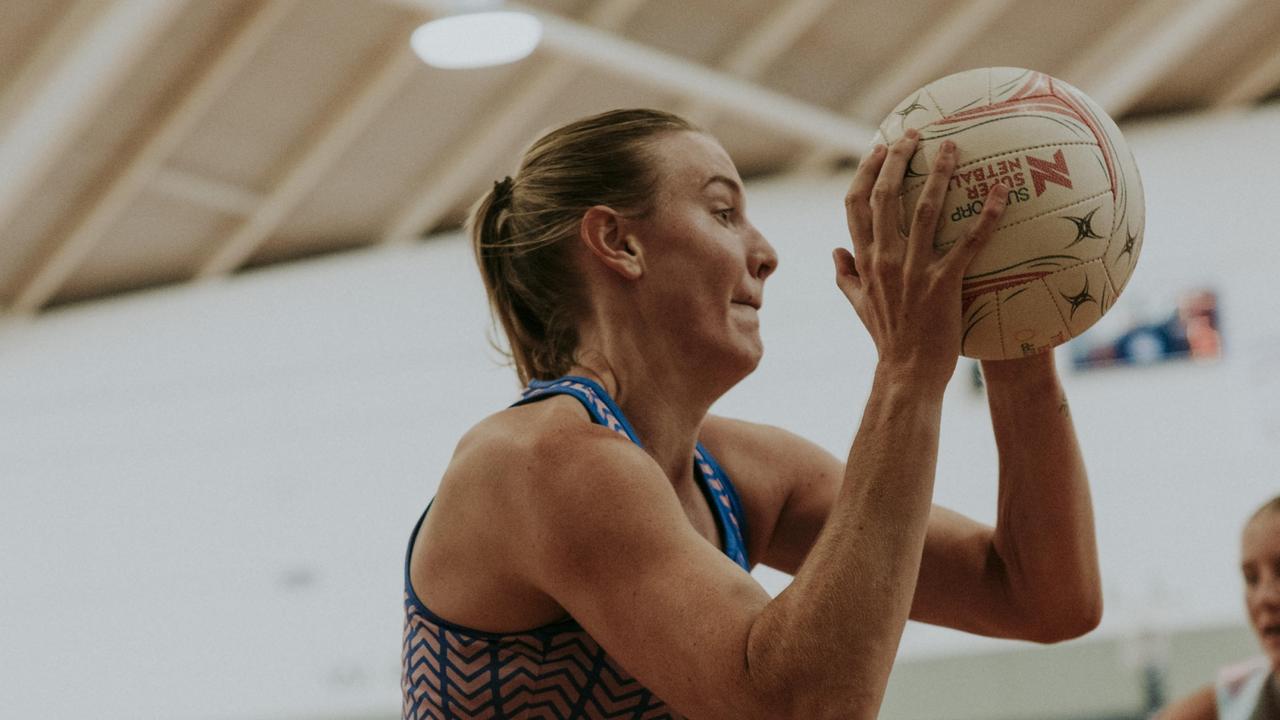 Goaler Sasha Glasgow, on the comeback from a serious leg injury, in action training for the Melbourne Mavericks. Photo: Melbourne Mavericks.