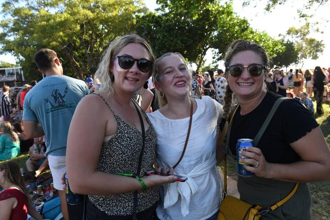 Bass in the Grass 2019, Laura Fletcher, Bianca Mowat,Emily Fletcher. Pic Katrina Bridgeford.