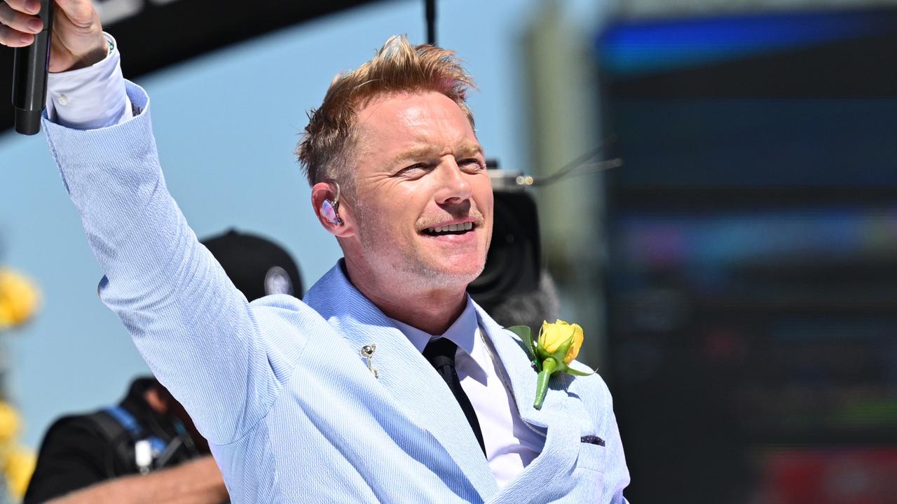 Ronan Keating was the pre-race entertainment. Photo by Vince Caligiuri/Getty Images