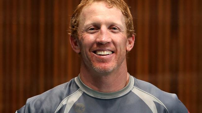 ** HOLD SPECIAL FEATURE FOR DAILY TELEGRAPH **** Alan Tongue talking to year 8 and 9 school students while they participant in the Alan Tongue Aspire Program, Mentoring thru Fitness with high School kids. Picture Kym Smith