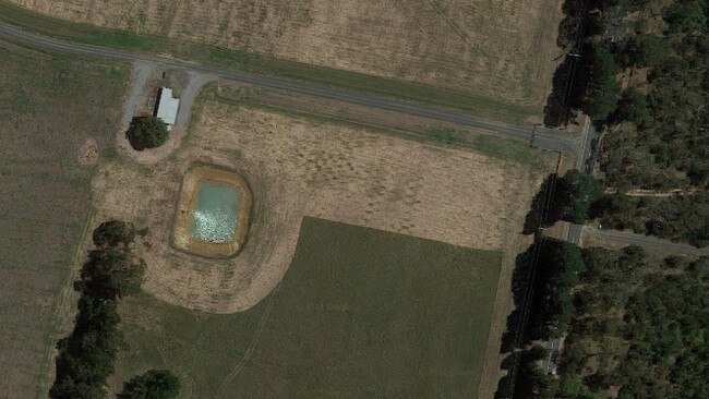 Mornington Peninsula drowning: Man 's body pulled from dam on Coolart Rd, Moorooduc. Picture: Google maps