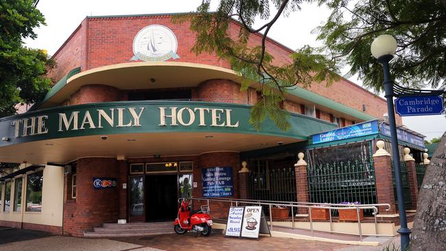 Iconic bayside pub, The Manly Hotel.