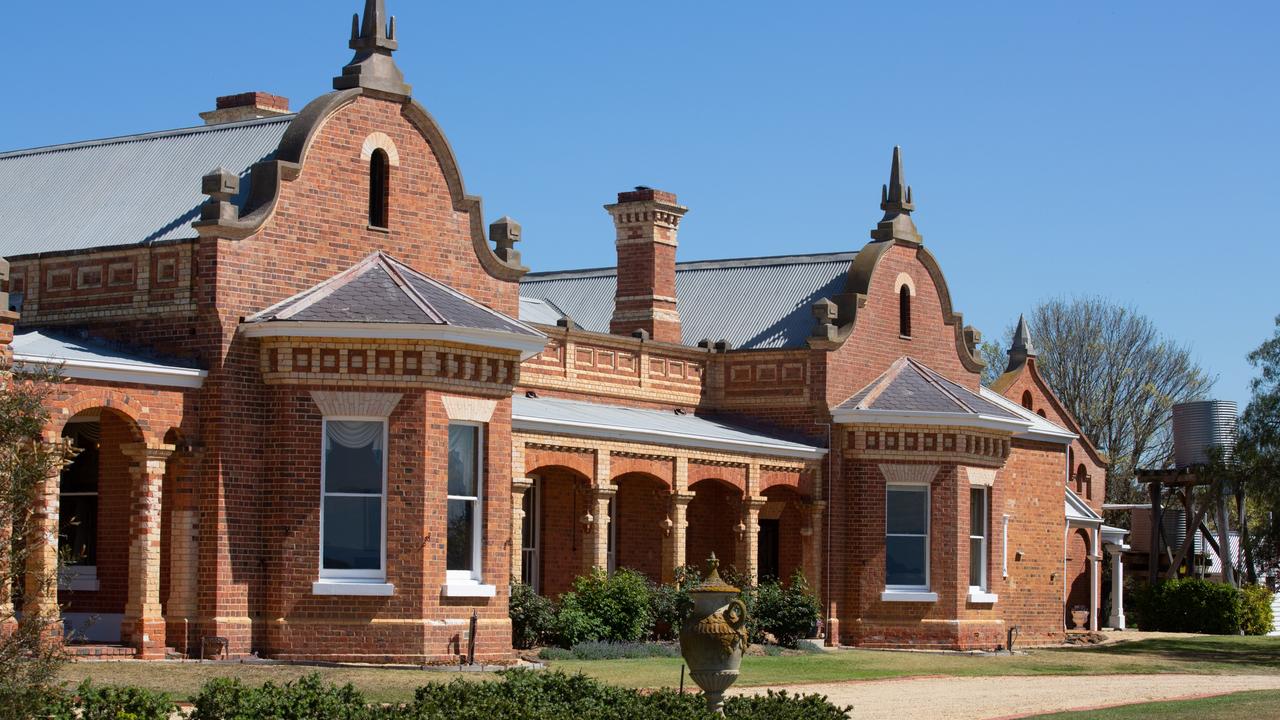 Nambrok estate, Gippsland: home of Melbourne Cup winner Patrobas ...