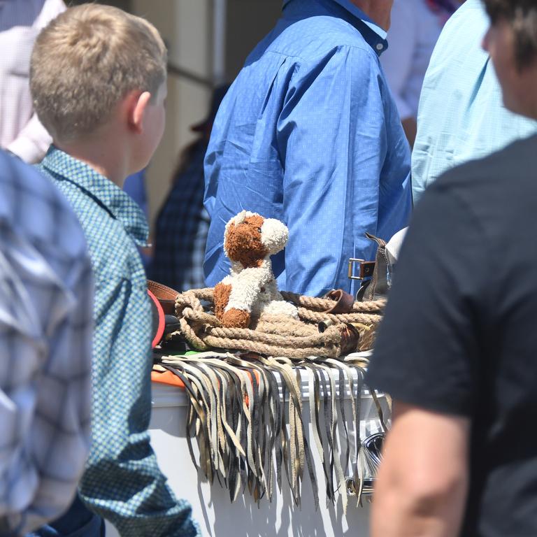 Will Murdoch funeral and public tribute captured in photographs | Daily