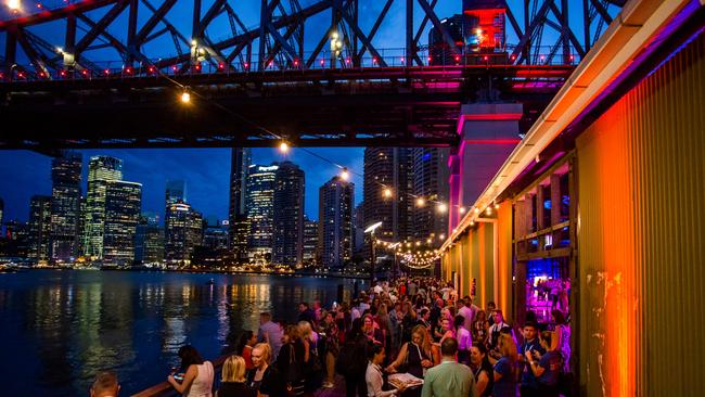 The development will feature a range of restaurants and bars with spectacular views of the Story Bridge and CBD skyline.