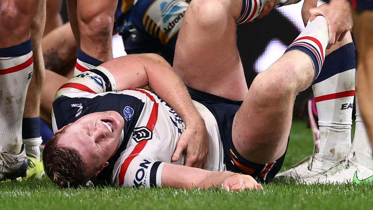 Drew Hutchison was taken to hospital after copping knees in the back. Picture: Cameron Spencer/Getty Images