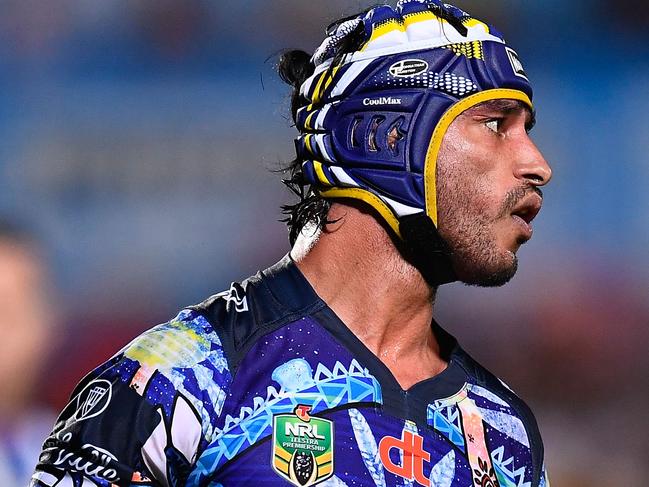 TOWNSVILLE, AUSTRALIA - JULY 21: Johnathan Thurston of the Cowboys reacts to a referee call during the round 20 NRL match between the North Queensland Cowboys and the Canterbury Bulldogs at 1300SMILES Stadium on July 21, 2016 in Townsville, Australia. (Photo by Ian Hitchcock/Getty Images)